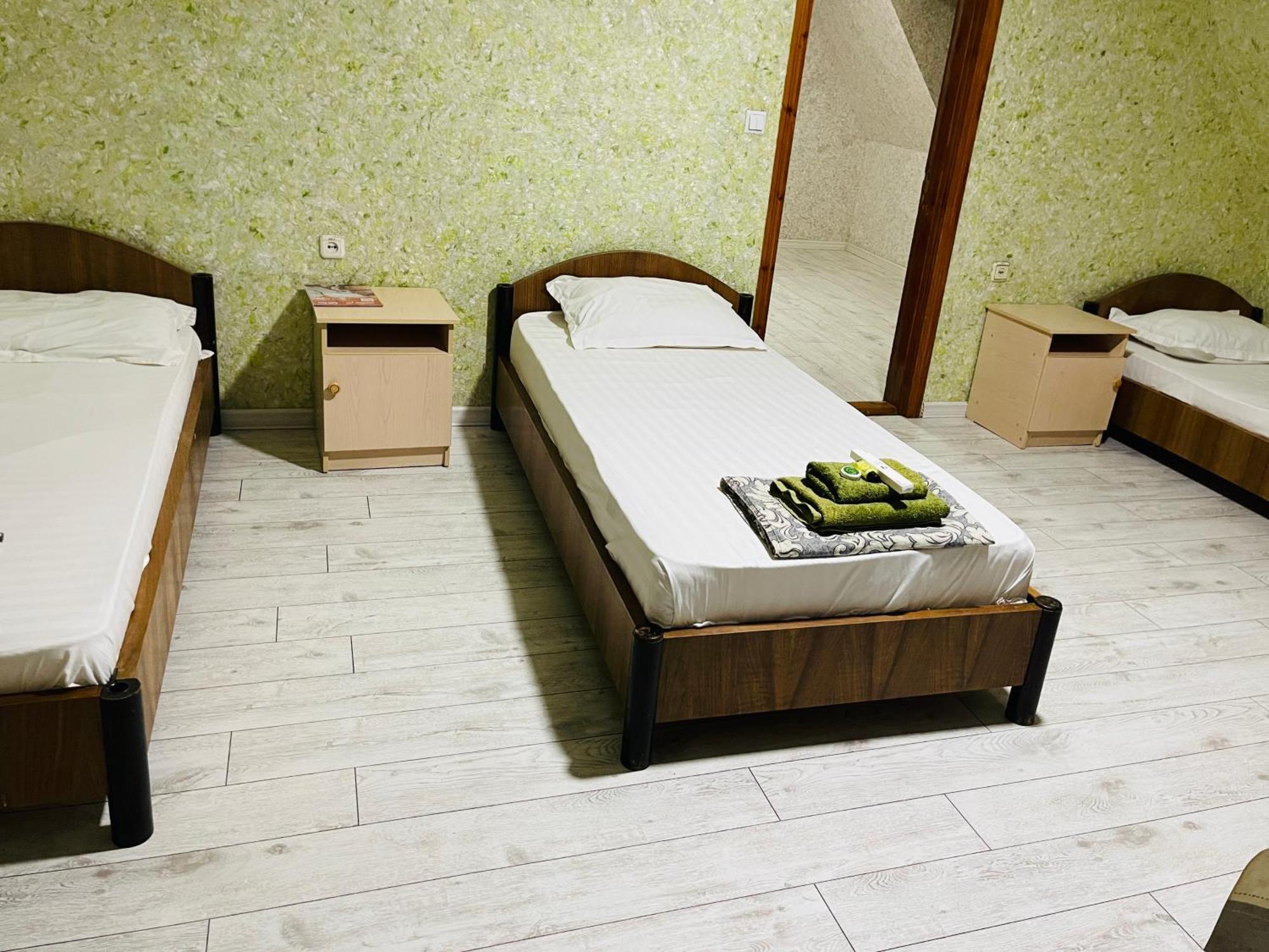 Green Hotel Ташкент Экстерьер фото
